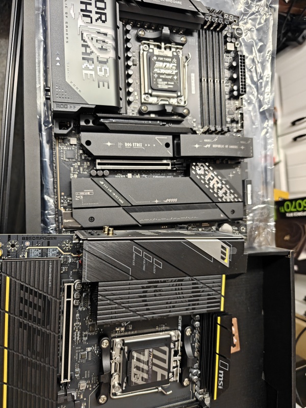 Afbeeldingslocatie: https://tweakers.net/i/Gl15qo9oxblTTBsMgmucBG49ohE=/x800/filters:strip_icc():strip_exif()/f/image/2U2EJXTqFdl32oxcqU5NQDr7.jpg?f=fotoalbum_large