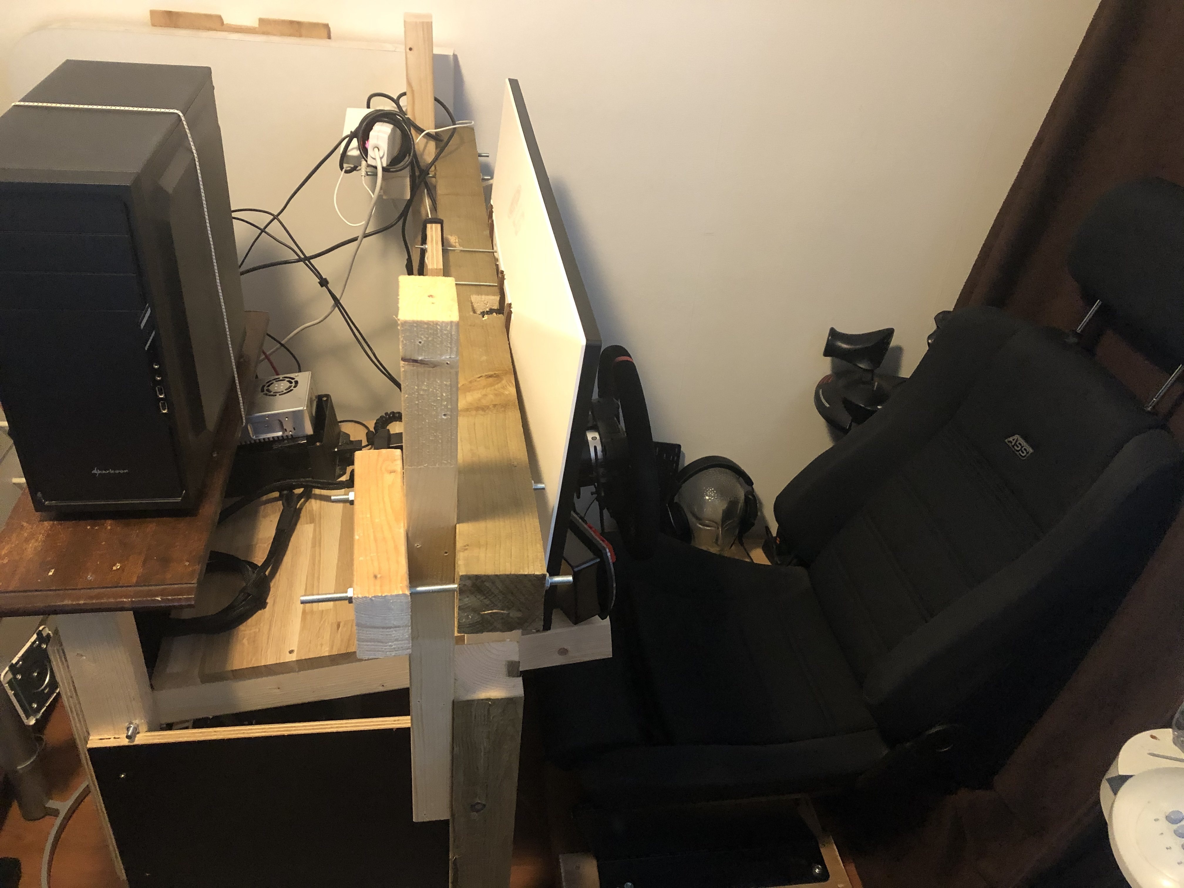 Afbeeldingslocatie: https://tweakers.net/i/GmOpU9Whq273KAQieKANDbK4xno=/full-fit-in/4920x3264/filters:max_bytes(3145728):no_upscale():strip_icc():fill(white):strip_exif()/f/image/XLQAHF6v1b3vPB8DoV2rTTWG.jpg?f=user_large