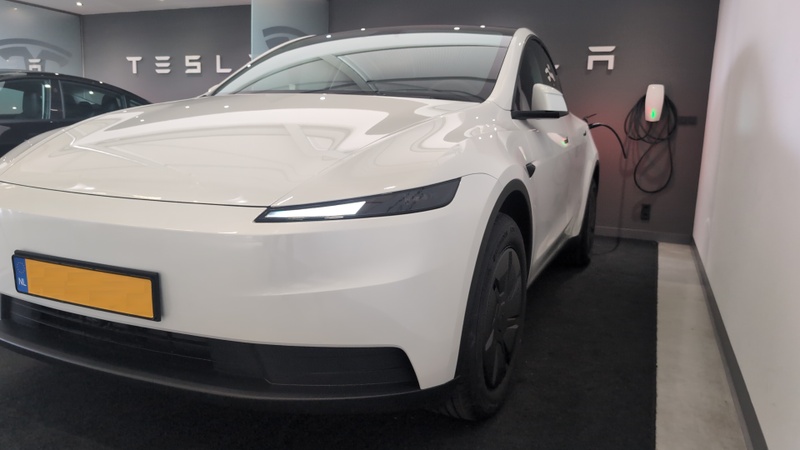 Afbeeldingslocatie: https://tweakers.net/i/Gr29Geab77_oj0-Z-jAc_Huxm7A=/800x/filters:strip_icc():strip_exif()/f/image/MuiRTj8LZYj7BX9qWuILkhym.jpg?f=fotoalbum_large