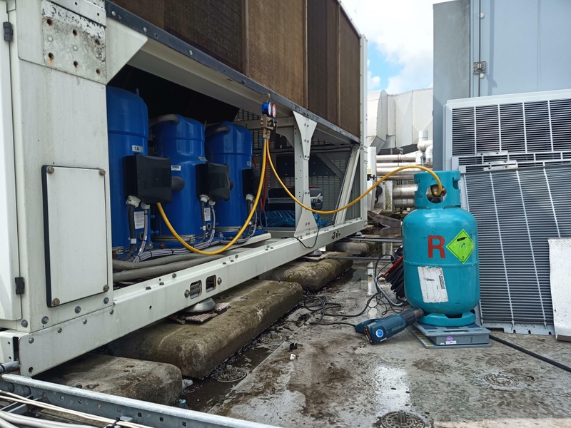 Afbeeldingslocatie: https://tweakers.net/i/Gt-Qe4FVWlatlL7aUbul1qv99lc=/800x/filters:strip_icc():strip_exif()/f/image/VB7dkkYSaP9b24lYtpsUjZc5.jpg?f=fotoalbum_large