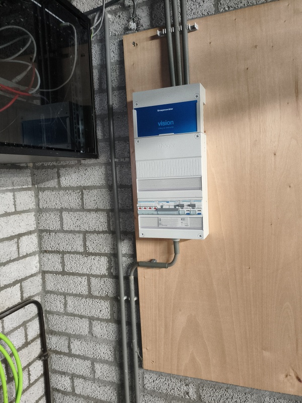 Afbeeldingslocatie: https://tweakers.net/i/Gwdse_tWpqz45BB7wR87chyNy5E=/x800/filters:strip_icc():strip_exif()/f/image/IlVaidG3475fudID6AEXIblk.jpg?f=fotoalbum_large