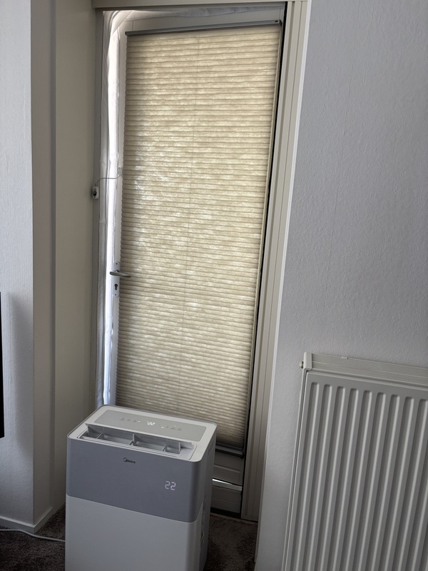 Afbeeldingslocatie: https://tweakers.net/i/GyPrnIWBAnvN85cWzaVSarIvBVc=/x800/filters:strip_icc():strip_exif()/f/image/zmF7sK8jYZVbbyIiJNlwlGb2.jpg?f=fotoalbum_large