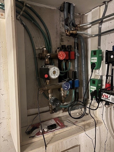 Afbeeldingslocatie: https://tweakers.net/i/H-_I8v6yH5yf969NpT2WUHw9LfE=/fit-in/4920x3264/filters:max_bytes(3145728):no_upscale():strip_icc():strip_exif()/f/image/Azwcf17woiqkDKVaRILPMuOH.jpg?f=user_large