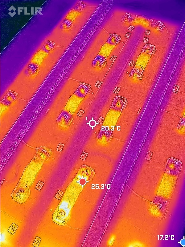 Afbeeldingslocatie: https://tweakers.net/i/H4pWOOKQi560t04d0XmTEzPHIKU=/x800/filters:strip_icc():strip_exif()/f/image/JpknrLRYB0bkkJCs3NXKGn3w.jpg?f=fotoalbum_large