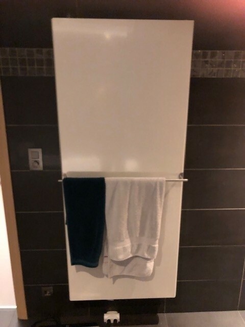 Afbeeldingslocatie: https://tweakers.net/i/H6kfVJvc2ANNn6_eU3HL8M0Y2pU=/full-fit-in/4920x3264/filters:max_bytes(3145728):no_upscale():strip_icc():fill(white):strip_exif()/f/image/G0AZ5d3iY4wJezHDz3aHUhB2.jpg?f=user_large