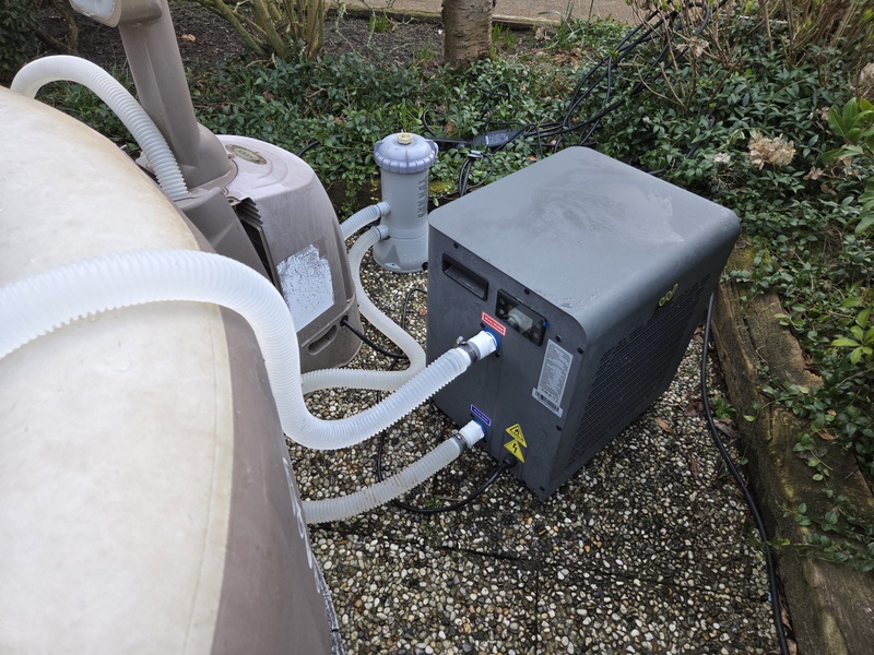 Afbeeldingslocatie: https://tweakers.net/i/H6lKpzA-a3C4rlSKKqumjbi11ps=/800x/filters:strip_icc():strip_exif()/f/image/q8oD2PmIv9VyynhRa5Ruh6QX.jpg?f=fotoalbum_large