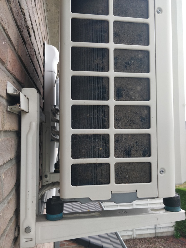 Afbeeldingslocatie: https://tweakers.net/i/H6suvAnfY7x1IKdSvrfF1eyMuVQ=/x800/filters:strip_icc():strip_exif()/f/image/GcEi5CYzMzbln7ETWqbh7hFm.jpg?f=fotoalbum_large