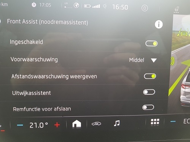 Afbeeldingslocatie: https://tweakers.net/i/H7sKdXN8QFIl0mY36IHwCwBN25Q=/full-fit-in/4920x3264/filters:max_bytes(3145728):no_upscale():strip_icc():fill(white):strip_exif()/f/image/y6bx2zVN4pikjWVGhhyzqK01.jpg?f=user_large