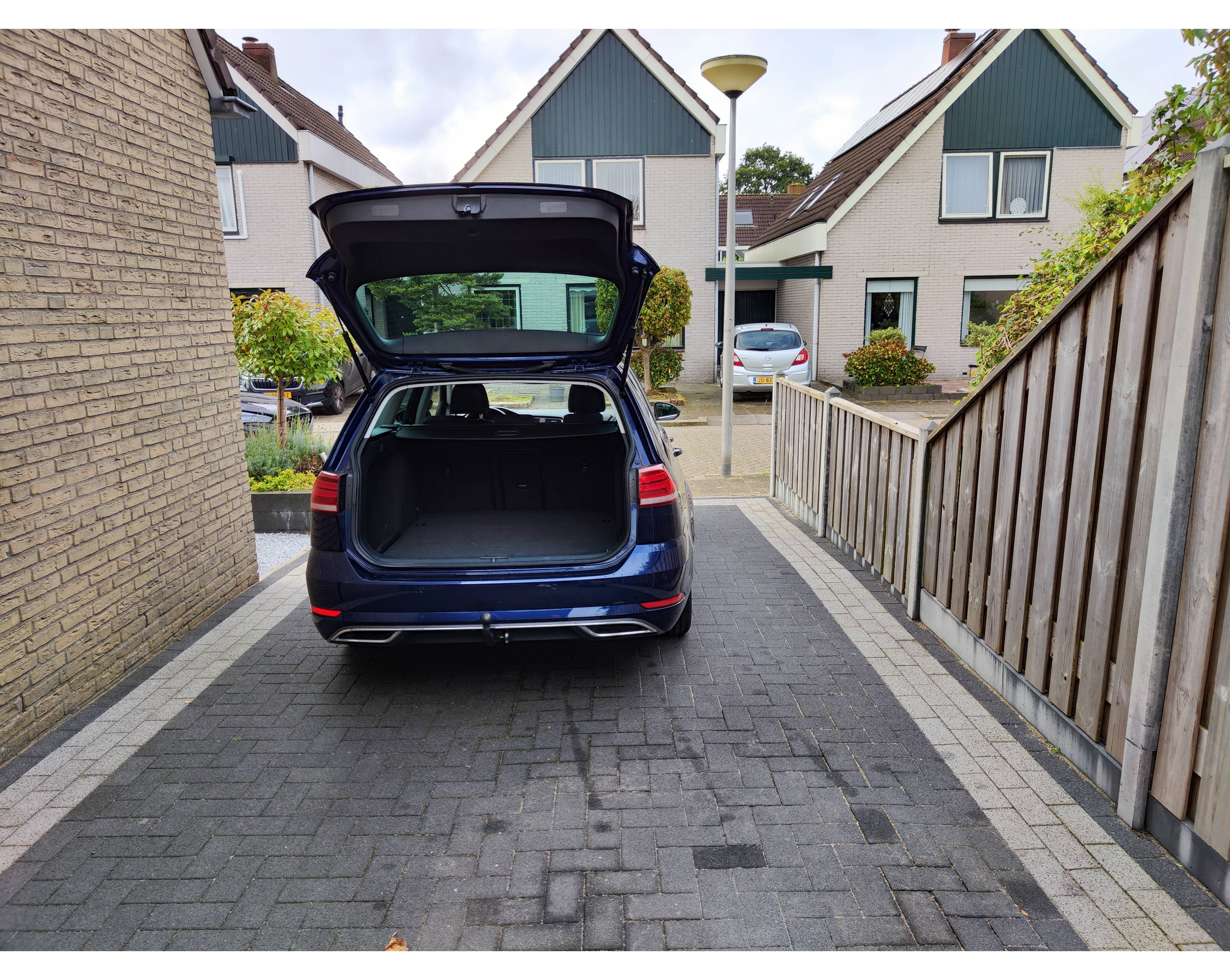 Afbeeldingslocatie: https://tweakers.net/i/HCU_1zXRxNdvgozVXZLGPxODPaY=/fit-in/4920x3264/filters:max_bytes(3145728):no_upscale():strip_icc():fill(white):strip_exif()/f/image/o9veiD1IdbBE53ufdtA1CFEf.jpg?f=user_large