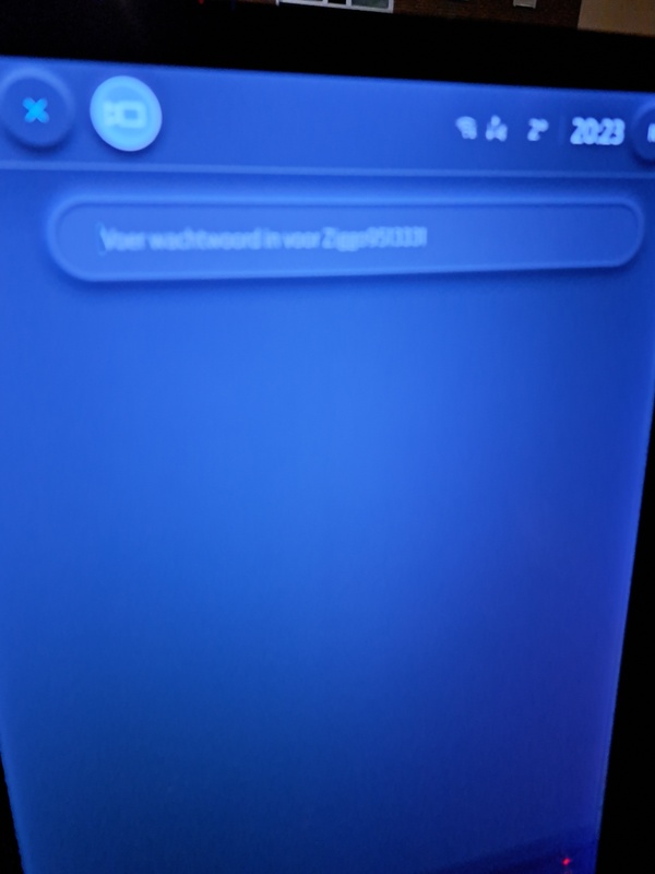 Afbeeldingslocatie: https://tweakers.net/i/HCmQRfSXAYdT_eBAtNx-6RmmukE=/x800/filters:strip_icc():strip_exif()/f/image/81UkTs6R5clrKN8E1OZsmfcr.jpg?f=fotoalbum_large