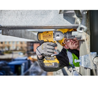 DeWalt DCF897N-XJ