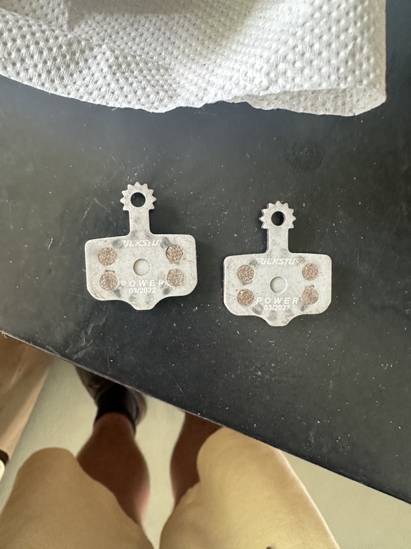 Afbeeldingslocatie: https://tweakers.net/i/HIl-2__rtO0YIJO4mBsbmk8bGfc=/x800/filters:strip_icc():strip_exif()/f/image/rQ0I9ObWPbID6ptsY804L0h3.jpg?f=fotoalbum_large