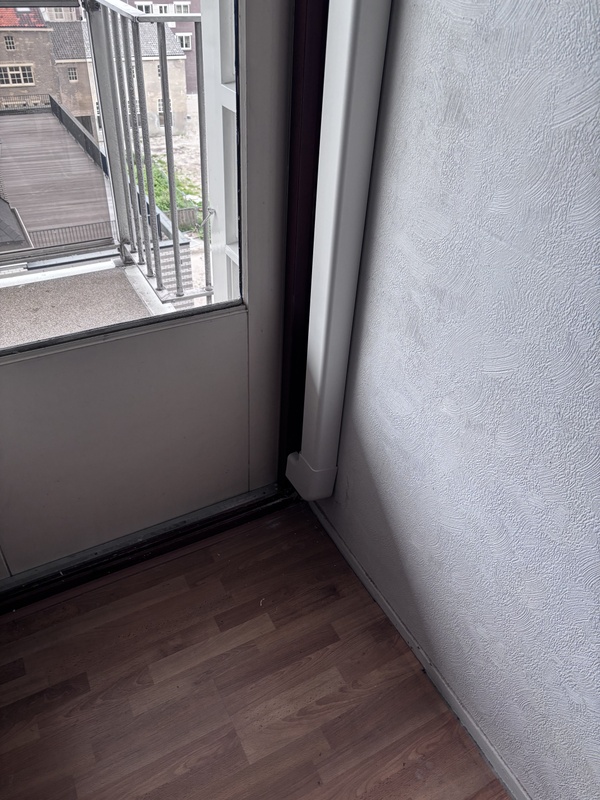 Afbeeldingslocatie: https://tweakers.net/i/HJVkxjaZAMwpSYk4iRtwWog2E-c=/x800/filters:strip_icc():strip_exif()/f/image/mqfEVWUTcqOwWYSA6B5MT6fE.jpg?f=fotoalbum_large