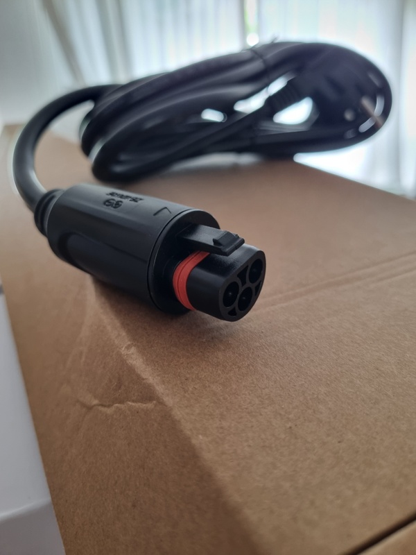 Afbeeldingslocatie: https://tweakers.net/i/HK042IWD9IMiBgul3VcVChRMIzY=/x800/filters:strip_icc():strip_exif()/f/image/Bhfo7ILdvu6ZbipStg8vHxQQ.jpg?f=fotoalbum_large