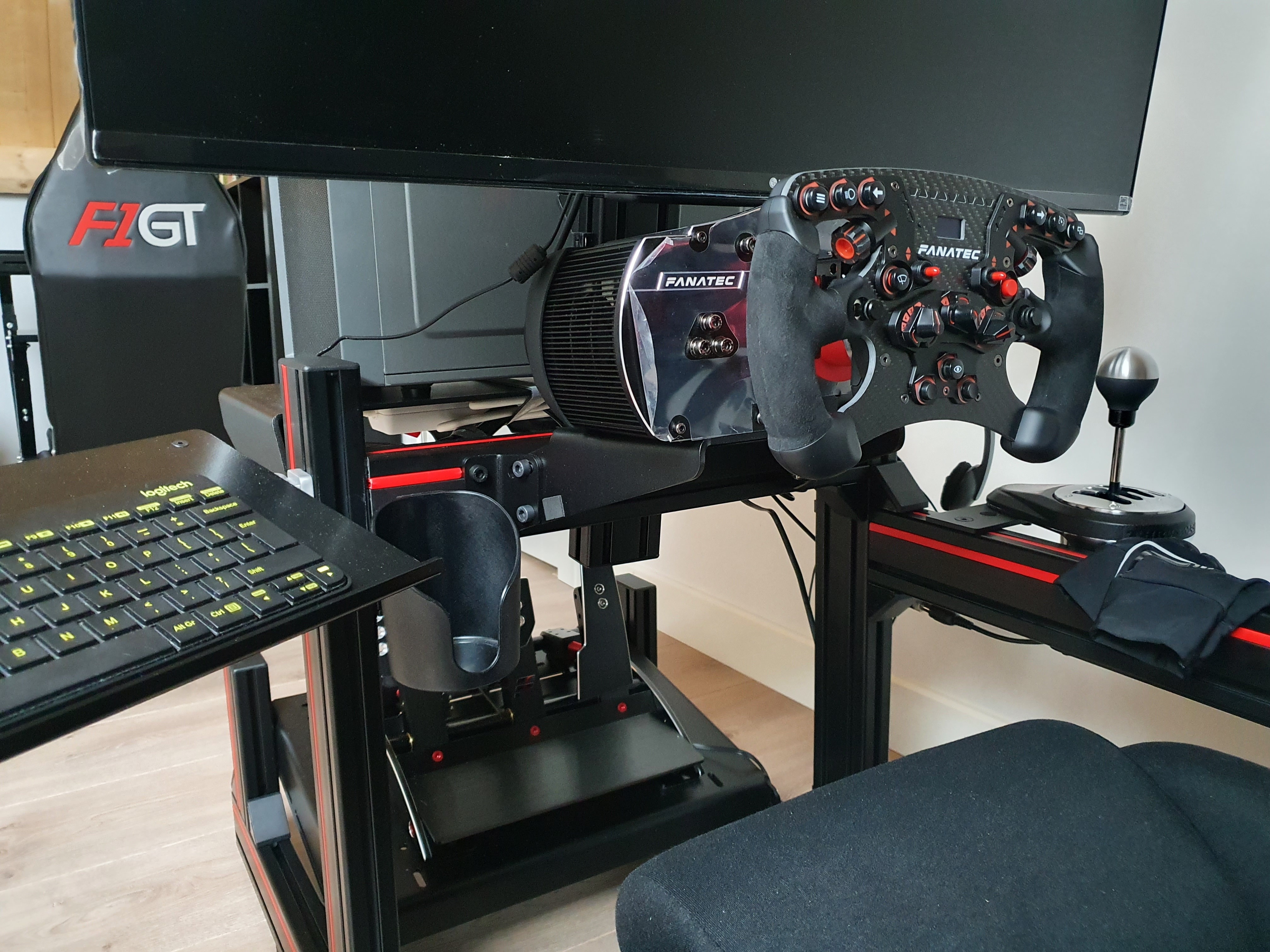 Het grote ‘show je race-rig’ topic - Racing - GoT