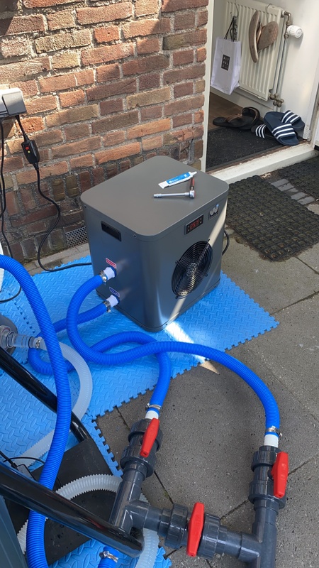 Afbeeldingslocatie: https://tweakers.net/i/HKLysEqAbwnzBJX65DMskcx86lE=/x800/filters:strip_icc():strip_exif()/f/image/wZvMfDdtXtG2UI5iOSiwY8dh.jpg?f=fotoalbum_large