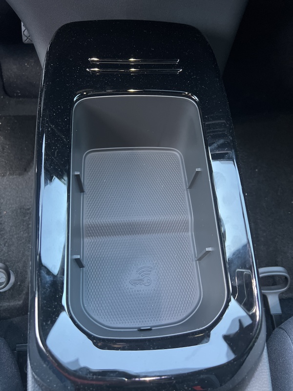 Afbeeldingslocatie: https://tweakers.net/i/HRMDhHSJHmxe_2EHYpTTM3GoNtc=/x800/filters:strip_icc():strip_exif()/f/image/TXFd4FiXJatVIe0d7JDycOpt.jpg?f=fotoalbum_large