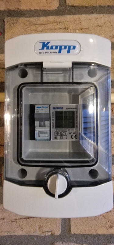 Afbeeldingslocatie: https://tweakers.net/i/HRNmhEXC_-KU_SJry223TMG9ebg=/x800/filters:strip_icc():strip_exif()/f/image/fX8JcQo6ojiAizjLnAoLqMO2.jpg?f=fotoalbum_large