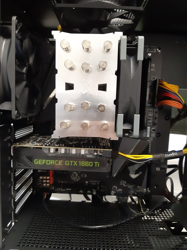 Afbeeldingslocatie: https://tweakers.net/i/HTHxJ326x5JeKwVm1dT4_vPUD-8=/x800/filters:strip_icc():strip_exif()/f/image/AW3awwrMhqB3UPRpmvPxTXnq.jpg?f=fotoalbum_large