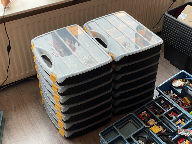 Afbeeldingslocatie: https://tweakers.net/i/HTQ6H83UY8Y0B0SnBkT-BGqBcBY=/800x/filters:strip_icc():strip_exif()/f/image/n6SjEEzLiXqFCLUfNk2sa2XW.jpg?f=fotoalbum_large