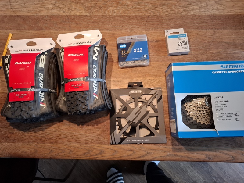 Afbeeldingslocatie: https://tweakers.net/i/HUEPr4tVOtwiPG2pMN0tQ4MjfpM=/800x/filters:strip_icc():strip_exif()/f/image/iWwV8VRvCrgRme6PAbkhlMpO.jpg?f=fotoalbum_large