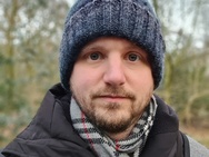 S21 en S21 Ultra frontcamera met en zonder kunstmatige achtergrondonscherpte