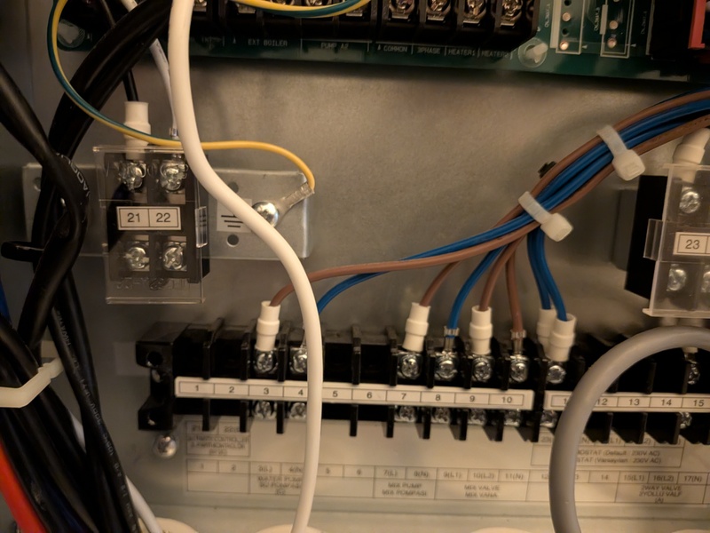 Afbeeldingslocatie: https://tweakers.net/i/HY9pkxXD9zwq-V2rCnm_gKhbSWY=/800x/filters:strip_icc():strip_exif()/f/image/6oHTolAkMEhkAica4SUBM7V7.jpg?f=fotoalbum_large