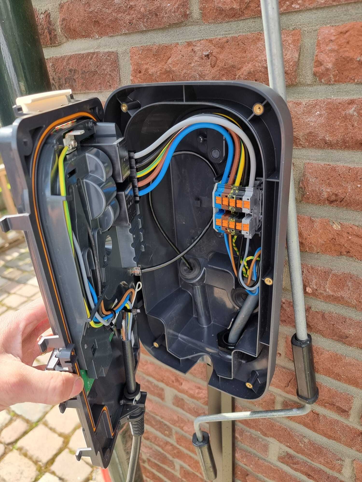 Afbeeldingslocatie: https://tweakers.net/i/HZHl0lU4pHaLe7stviouT-qyl9E=/fit-in/4920x3264/filters:max_bytes(3145728):no_upscale():strip_icc():strip_exif()/f/image/zjhAOf5w8TqtTjmbxKQ2MXbu.jpg?f=user_large