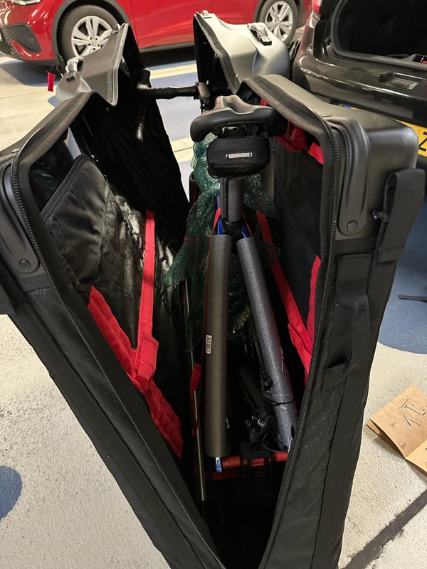 Afbeeldingslocatie: https://tweakers.net/i/HaVSUfQ28NAUp4uXHdlAp1nWH3k=/x800/filters:strip_icc():strip_exif()/f/image/pOOHYineP0xHyz913ZTCSNGp.jpg?f=fotoalbum_large