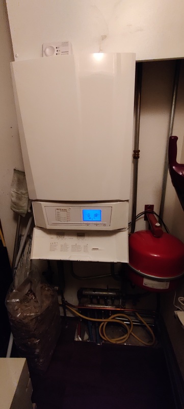 Afbeeldingslocatie: https://tweakers.net/i/Hao8DV0L9A8wzU5L4c1OUbAbVEU=/x800/filters:strip_icc():strip_exif()/f/image/YqtKXa82r9tIB8SeQm4ojx74.jpg?f=fotoalbum_large