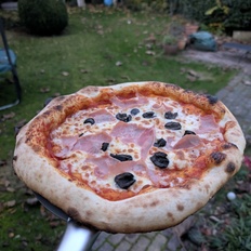 Afbeeldingslocatie: https://tweakers.net/i/HbQoUu12HCyZ6OBd-Krdm4ZT9BQ=/232x232/filters:strip_icc():strip_exif()/f/image/kLkuEiT8nM8R5qlI9yZ5aMeJ.jpg?f=fotoalbum_tile