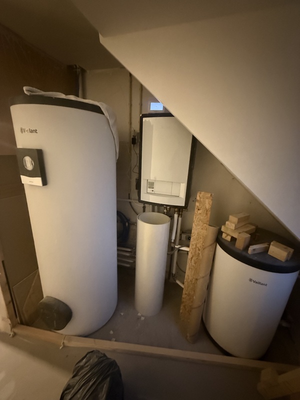 Afbeeldingslocatie: https://tweakers.net/i/HdMsYf89eJFmWxEIrXT4IpRnhco=/x800/filters:strip_icc():strip_exif()/f/image/8AvEcWxg07btNJP5CDzTRgC4.jpg?f=fotoalbum_large