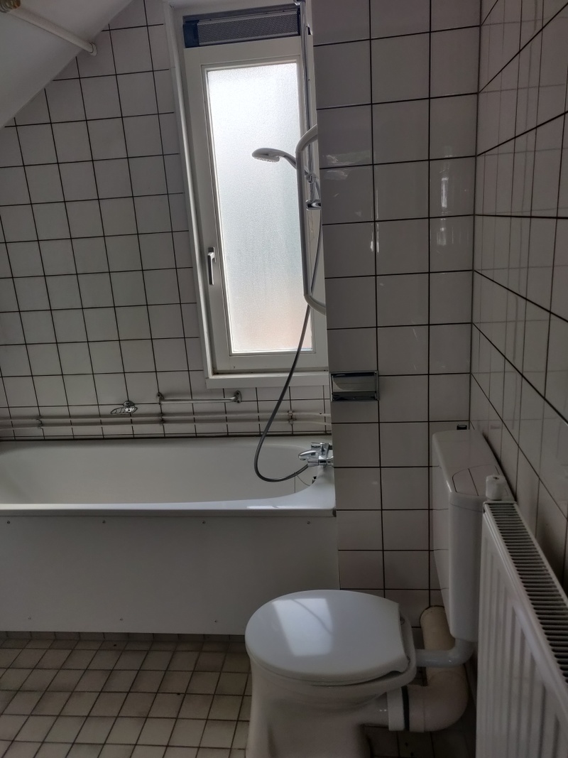 Afbeeldingslocatie: https://tweakers.net/i/HgIUSqQ1WqF9RSzqUyIKEV_WoB4=/800x/filters:strip_icc():strip_exif()/f/image/87Zu4THjz141l0dtBp9WLRDj.jpg?f=fotoalbum_large