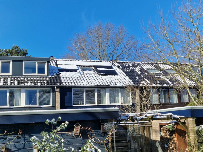 Afbeeldingslocatie: https://tweakers.net/i/Hk_XthuC-i_EMWaX0sD3XDzzFw4=/800x/filters:strip_icc():strip_exif()/f/image/LtfHrdJq8SQ5OEcZhvDwIbWH.jpg?f=fotoalbum_large