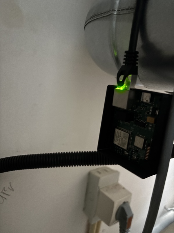 Afbeeldingslocatie: https://tweakers.net/i/HnCh3Qmz0lQl1F9ZLexwRM6emEY=/x800/filters:strip_icc():strip_exif()/f/image/Rafvvszp91FoGO1znIkUOlp7.jpg?f=fotoalbum_large