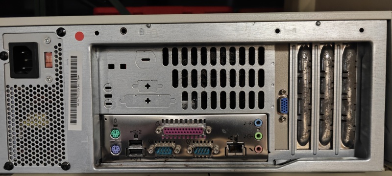 Afbeeldingslocatie: https://tweakers.net/i/HonTgMrUm6yP3kDTEPPo3mOMWEo=/800x/filters:strip_icc():strip_exif()/f/image/9FiSEkAOihk5TifpOxi8Ok5b.jpg?f=fotoalbum_large
