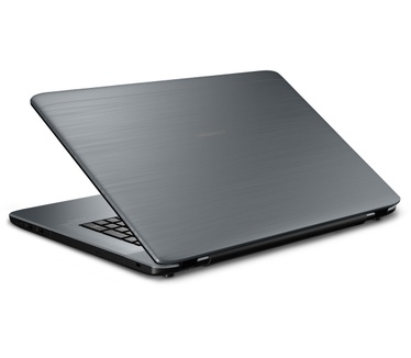 Medion Akoya P7645 i7 laptop