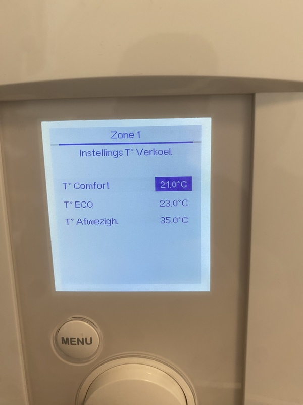 Afbeeldingslocatie: https://tweakers.net/i/HrpIExDTLXrfbljSjnCAkbReCS8=/x800/filters:strip_icc():strip_exif()/f/image/XcuwLILVsVN9rde6Jb08sa5b.jpg?f=fotoalbum_large