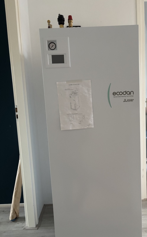 Afbeeldingslocatie: https://tweakers.net/i/HtouzrEdnXEHW1tBrYQE812lm5U=/x800/filters:strip_icc():strip_exif()/f/image/HhaLZNwmou2B6uMYLVIYKByG.jpg?f=fotoalbum_large