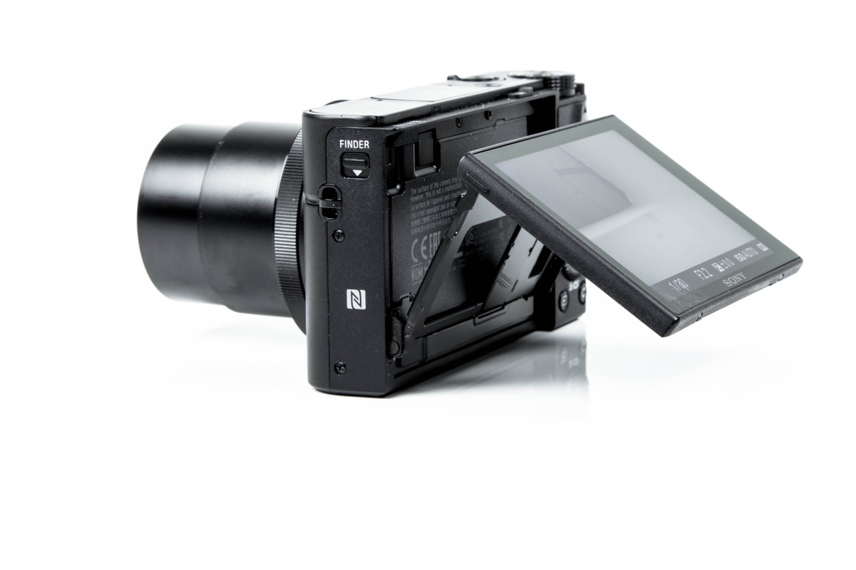 Sony Cyber-shot RX100 III Review - Tweakers