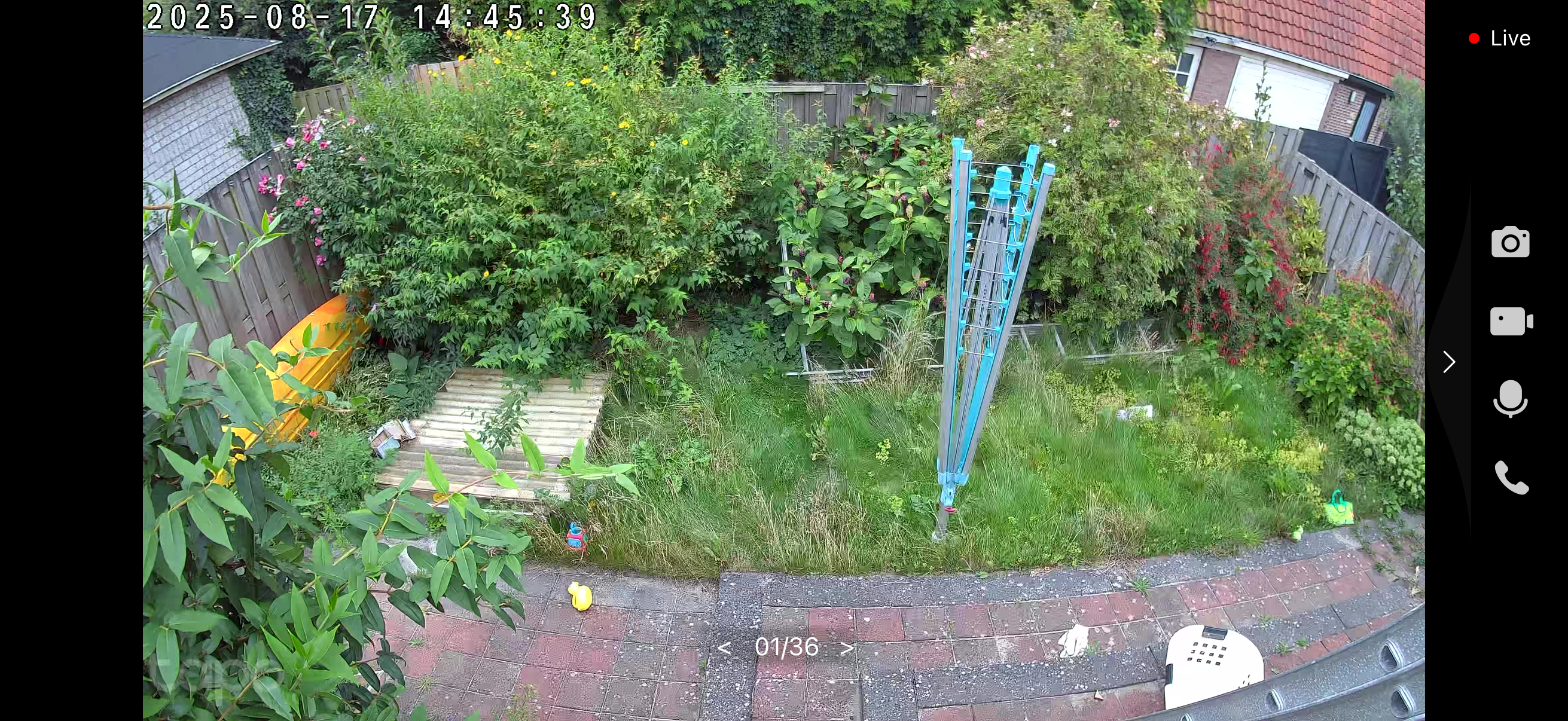 Afbeeldingslocatie: https://tweakers.net/i/Hv1HcgMRFd_LIEf-vFzWODqBb4g=/m/383141/1UNL6OZTiCZHqzgi22z0VKFiABUq4Ybu1xe4GGrXFbbUz51W03.png