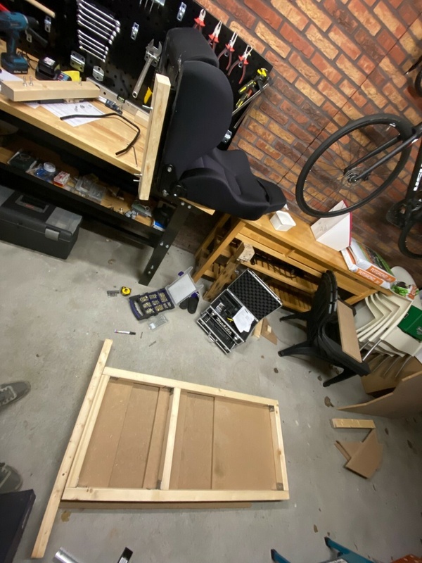 Afbeeldingslocatie: https://tweakers.net/i/Hx6_u-At_SzI2IbWwn9QZX0IiII=/x800/filters:strip_icc():strip_exif()/f/image/DIlfedOcB1qIx9SkyARu3Kbw.jpg?f=fotoalbum_large
