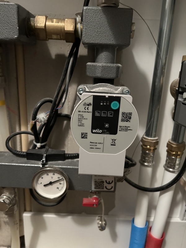 Afbeeldingslocatie: https://tweakers.net/i/HxibbFPSC2Bli02yzB-EGP-fLi4=/x800/filters:strip_icc():strip_exif()/f/image/8XIoR6eNOwYd119f8h6QnBvN.jpg?f=fotoalbum_large