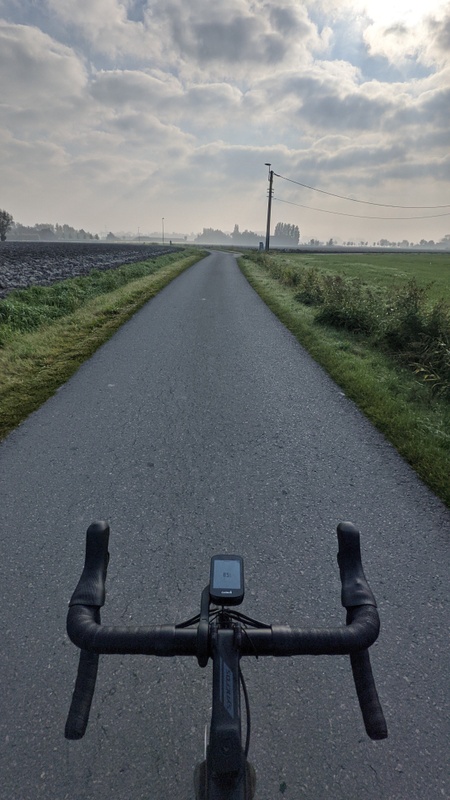 Afbeeldingslocatie: https://tweakers.net/i/I20wPgHRjHp85LQc_Ov9zh_vzdc=/x800/filters:strip_icc():strip_exif()/f/image/aetJ09vWrcSH86dKGe7TS5pv.jpg?f=fotoalbum_large