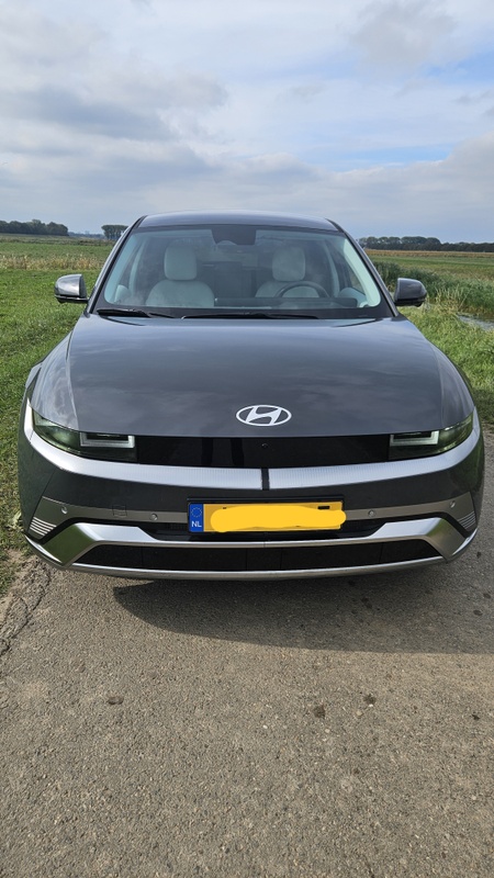 Afbeeldingslocatie: https://tweakers.net/i/I2F0Kbpn_-dO2nF1UTYppMiSlac=/x800/filters:strip_icc():strip_exif()/f/image/sp0G8MUwoAI92KnGtoRBINNn.jpg?f=fotoalbum_large