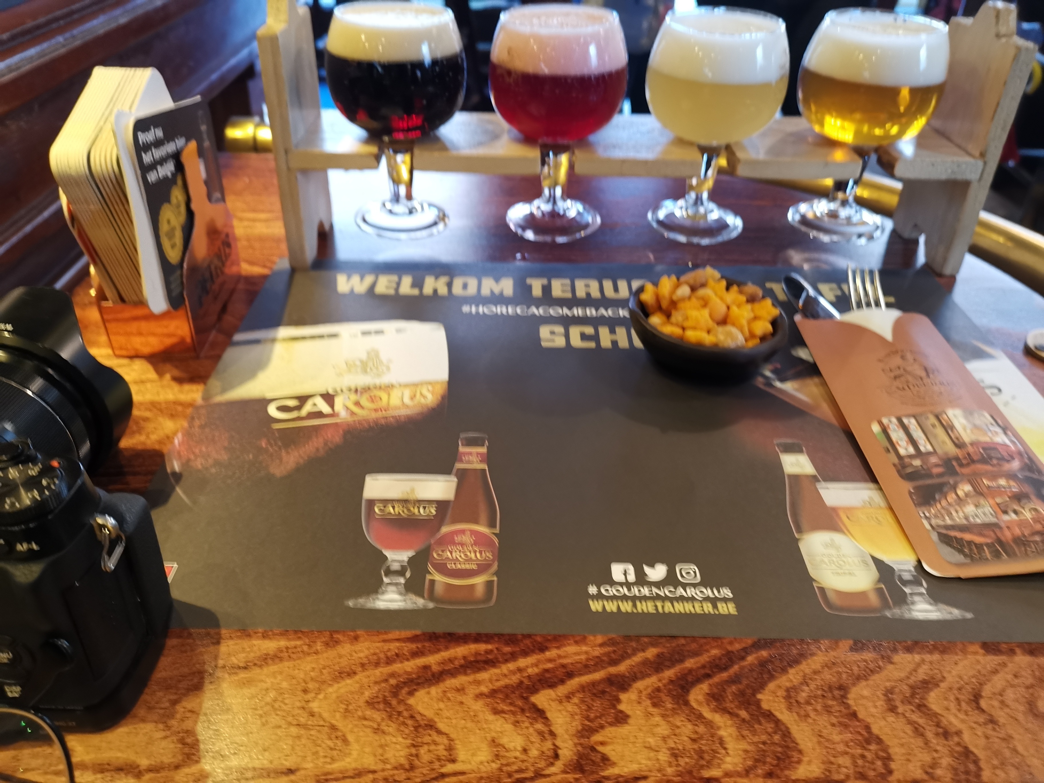 Afbeeldingslocatie: https://tweakers.net/i/I2XoDUrRxloOdYudN95n-wSFNDU=/full-fit-in/4920x3264/filters:max_bytes(3145728):no_upscale():strip_icc():fill(white):strip_exif()/f/image/Om3sSWxaWpRKirNIRA7rSWBM.jpg?f=user_large