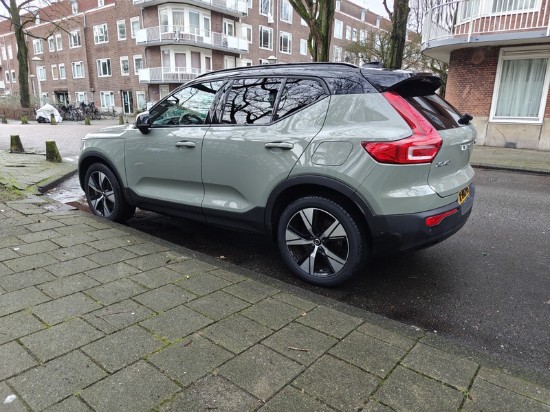 Afbeeldingslocatie: https://tweakers.net/i/I41noMaWMZSK-NEf5yd4MZuw_Bo=/800x/filters:strip_icc():strip_exif()/f/image/vhmpO3uzqoviZdt4jAemiavZ.jpg?f=fotoalbum_large