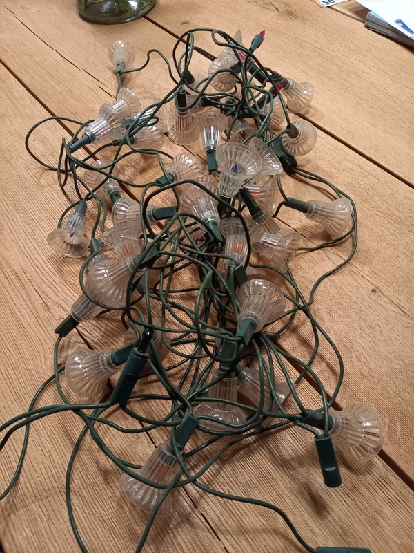 Afbeeldingslocatie: https://tweakers.net/i/I4ITv7lXUn6im9dSdQobDVMyBp8=/x800/filters:strip_icc():strip_exif()/f/image/HKkmR6VmqWT4DRwyfZnS2eix.jpg?f=fotoalbum_large