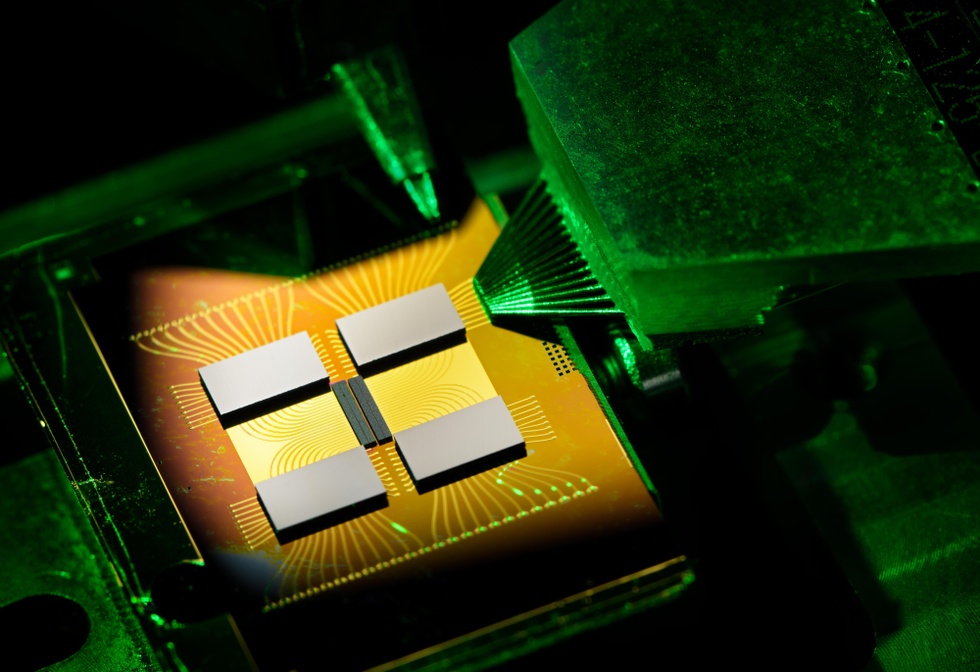 Vertical-Cavity Surface-Emitting Laser