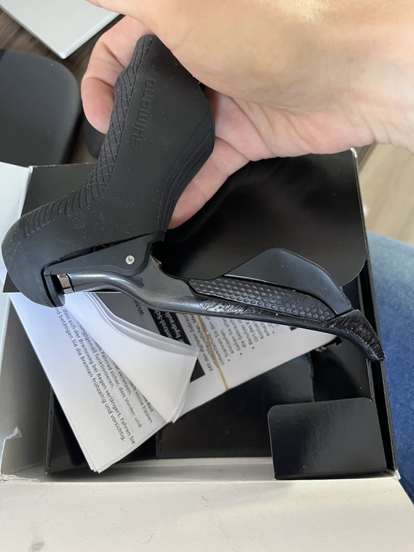 Afbeeldingslocatie: https://tweakers.net/i/I85s1CTtDox7caDxOiB5TnvGvio=/x800/filters:strip_icc():strip_exif()/f/image/v9lyWokF2uBD1brM4gfFh2mW.jpg?f=fotoalbum_large